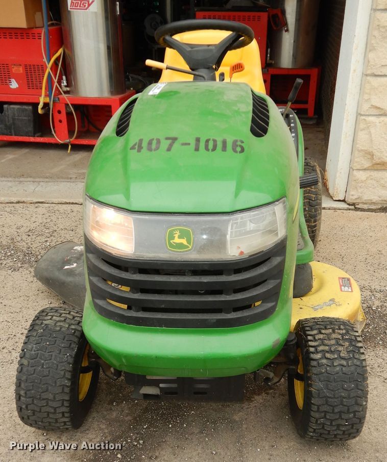 image for item KF9396 2005 John Deere L111 lawn mower