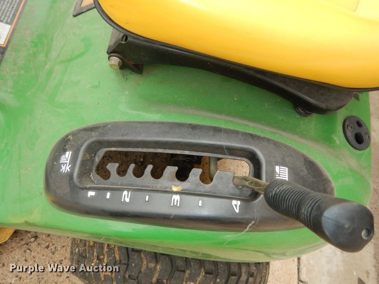 image for item KF9396 2005 John Deere L111 lawn mower