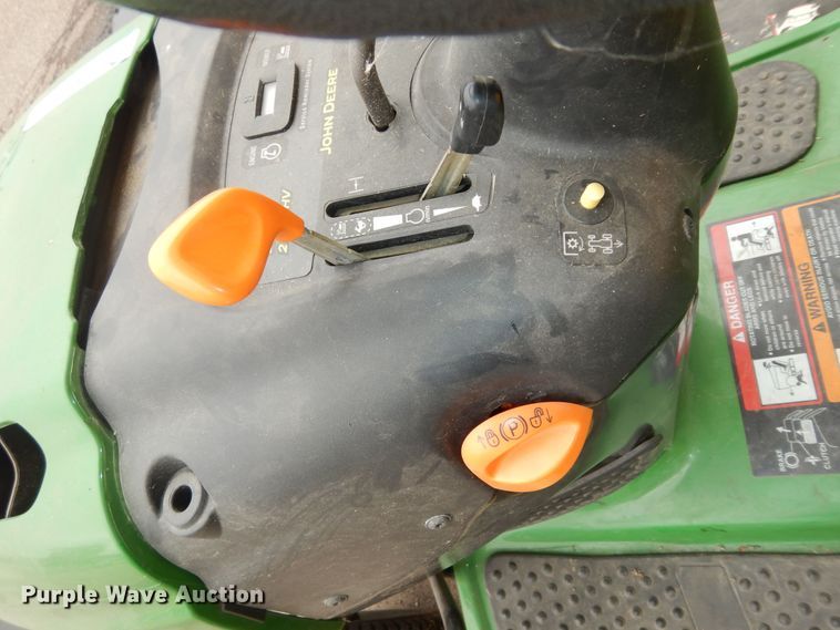 image for item KF9396 2005 John Deere L111 lawn mower