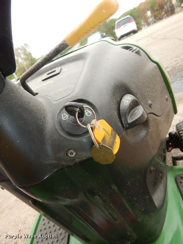 image for item KF9396 2005 John Deere L111 lawn mower