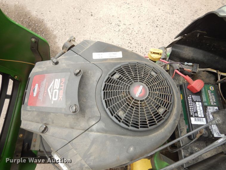 image for item KF9396 2005 John Deere L111 lawn mower