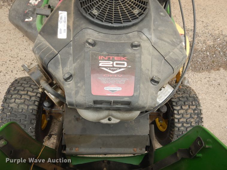 image for item KF9396 2005 John Deere L111 lawn mower