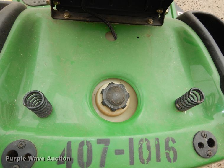 image for item KF9396 2005 John Deere L111 lawn mower