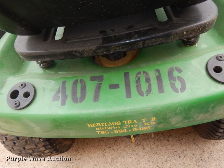 image for item KF9396 2005 John Deere L111 lawn mower