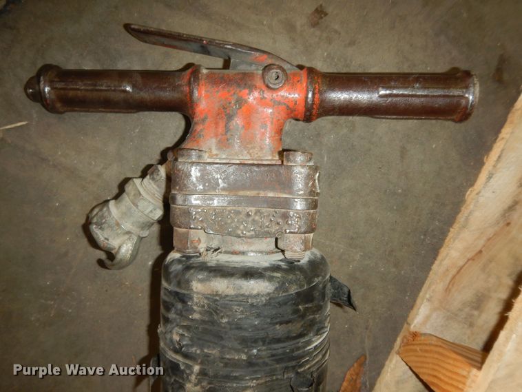 image for item KF9402 (2) jack hammers