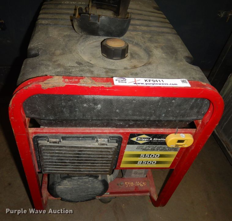 image for item KF9411 2004 Briggs & Stratton 5500 generator