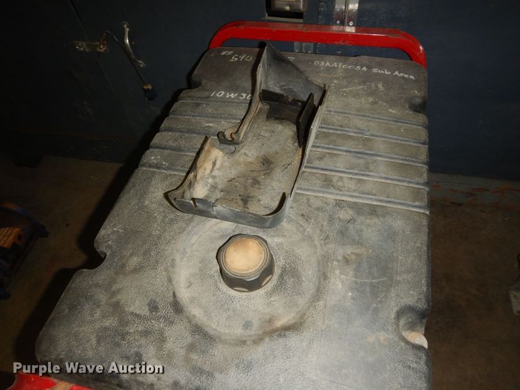 image for item KF9411 2004 Briggs & Stratton 5500 generator