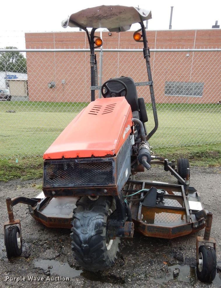 image for item KF9424 2001 DewEze 72 slope mower