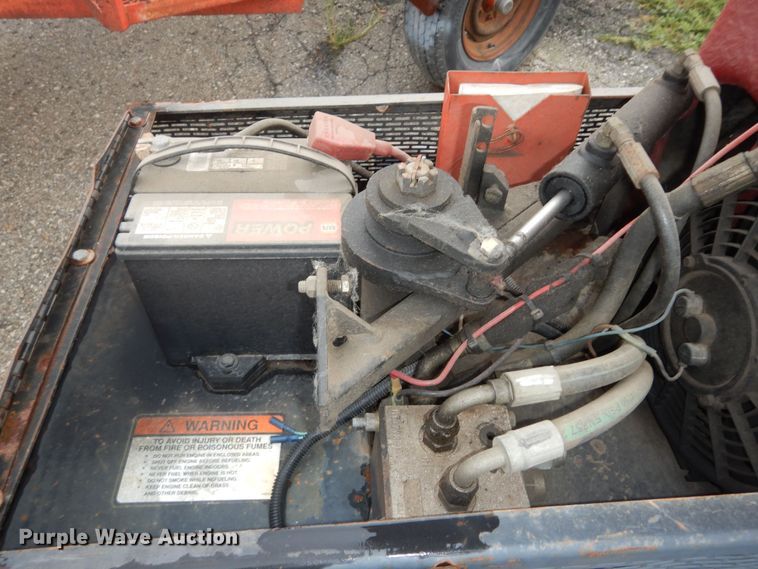 image for item KF9424 2001 DewEze 72 slope mower