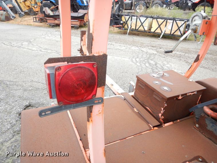 image for item KF9425 2011 National Signal Aero-Lite arrow board trailer