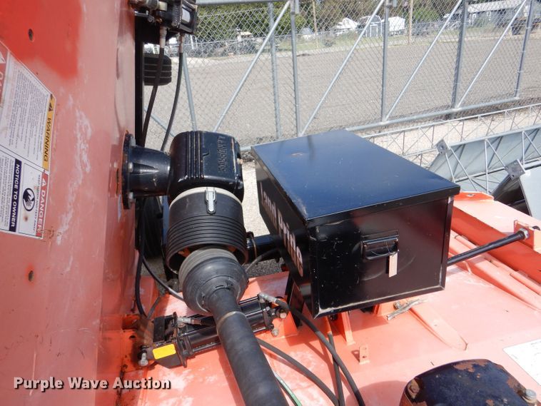 image for item LB9998 2011 Land Pride RCBM6610  rotary mower