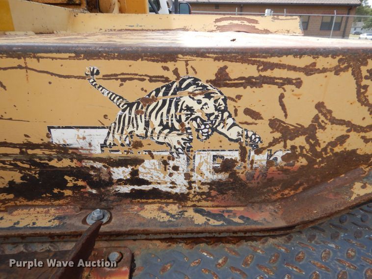 image for item LB9999 2005 Ford F550 Super Duty XLT  flatbed truck with boom mower