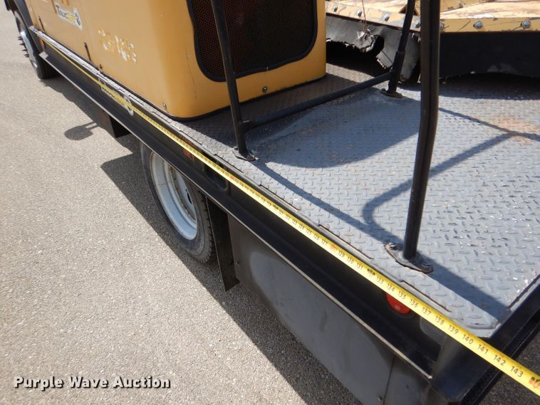 image for item LB9999 2005 Ford F550 Super Duty XLT  flatbed truck with boom mower