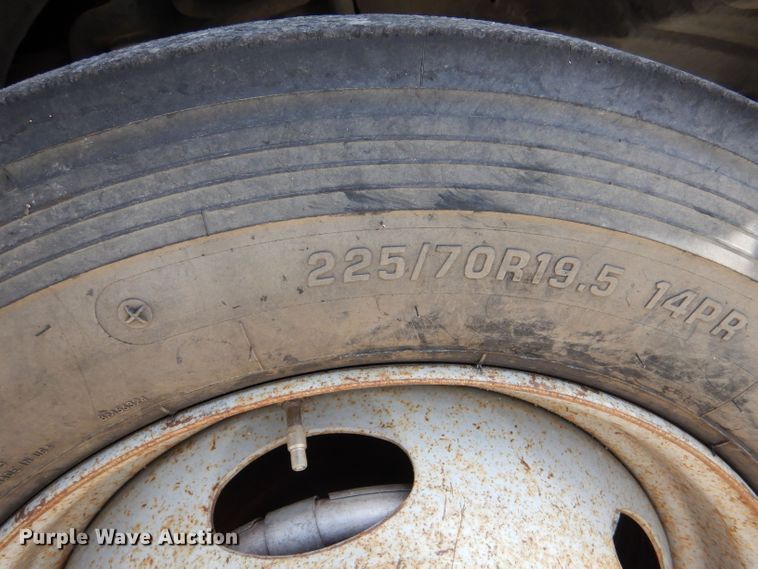 image for item LB9999 2005 Ford F550 Super Duty XLT  flatbed truck with boom mower