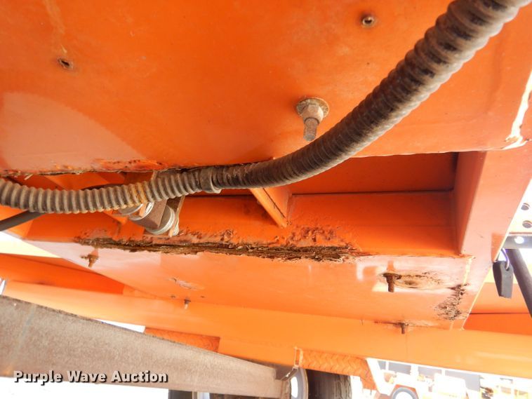 image for item LC9002 2007 Ver-Mac PCMS 1210 message board trailer