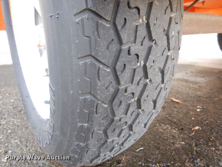 image for item LC9002 2007 Ver-Mac PCMS 1210 message board trailer