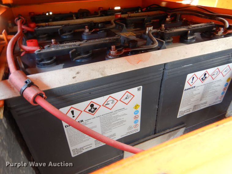 image for item LC9003 2007 Ver-Mac PCMS 1210 message board trailer