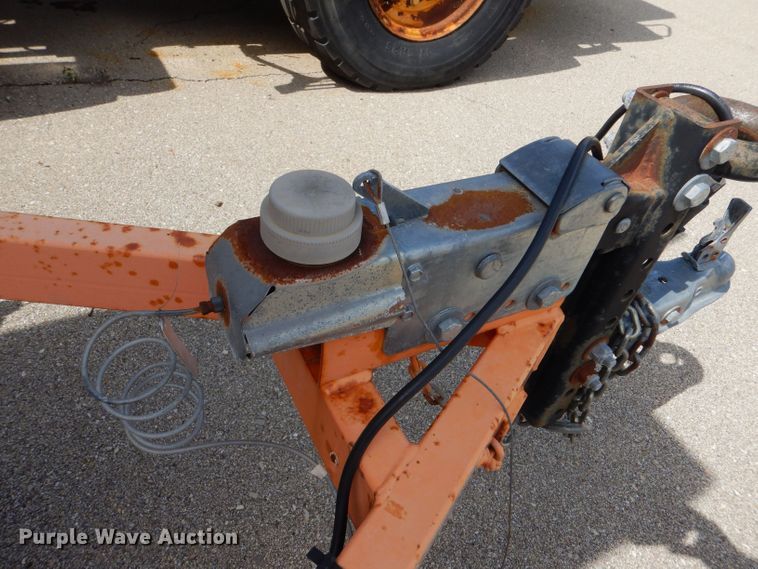 image for item LC9003 2007 Ver-Mac PCMS 1210 message board trailer