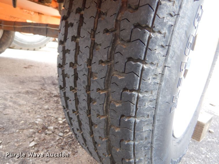 image for item LC9003 2007 Ver-Mac PCMS 1210 message board trailer