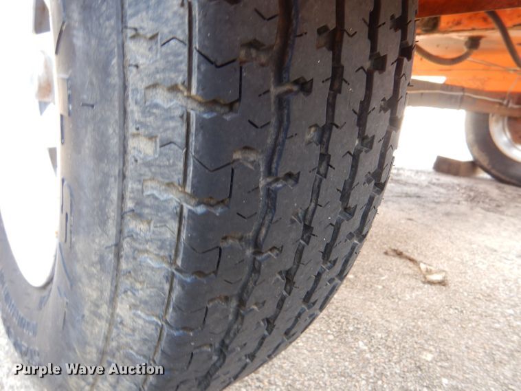 image for item LC9003 2007 Ver-Mac PCMS 1210 message board trailer