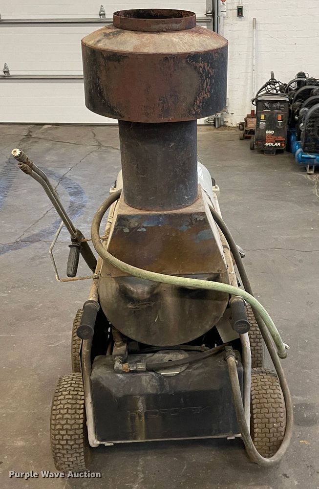 image for item LC9022 2015 Hydro Tek HD20004E2G pressure washer