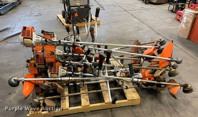 image for item LC9024 Lawn and garden equipment