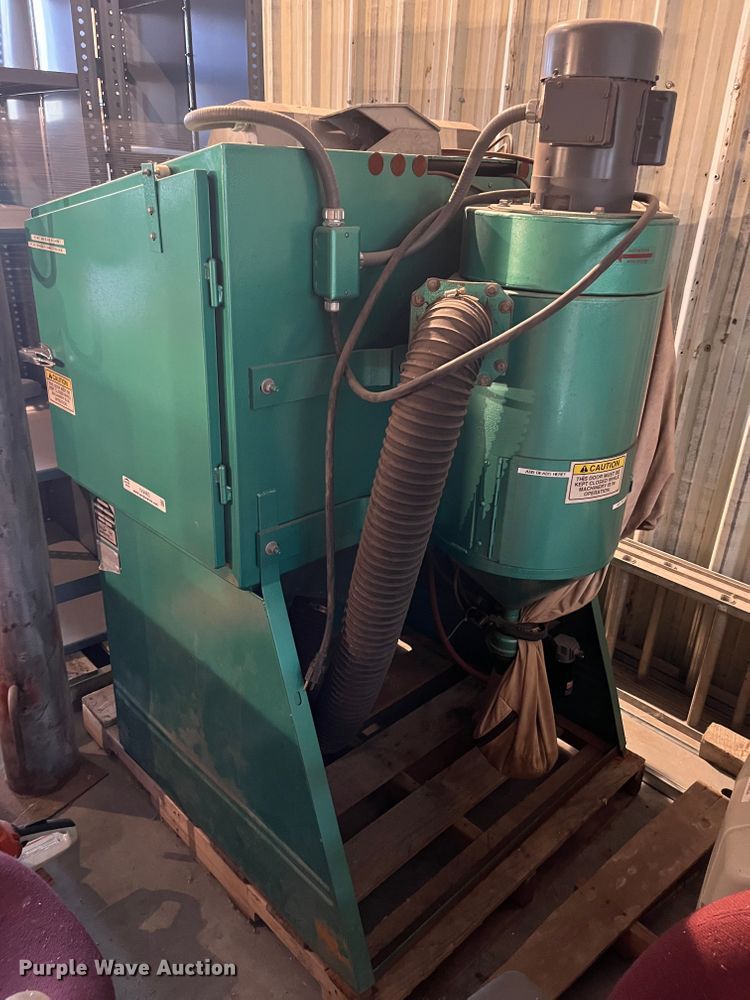 1996 Clemco Silverado SBT2642 sandblast in Hutchinson, KS