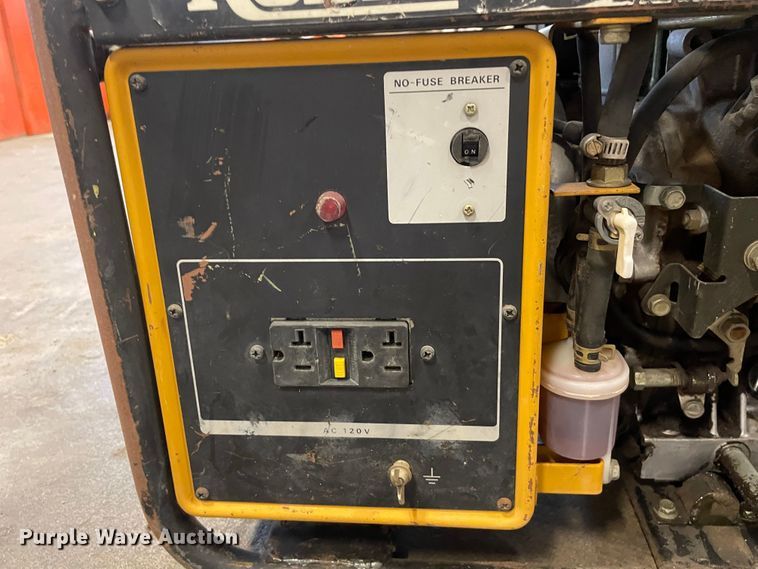 image for item LU9531 Robin RGD2500 generator