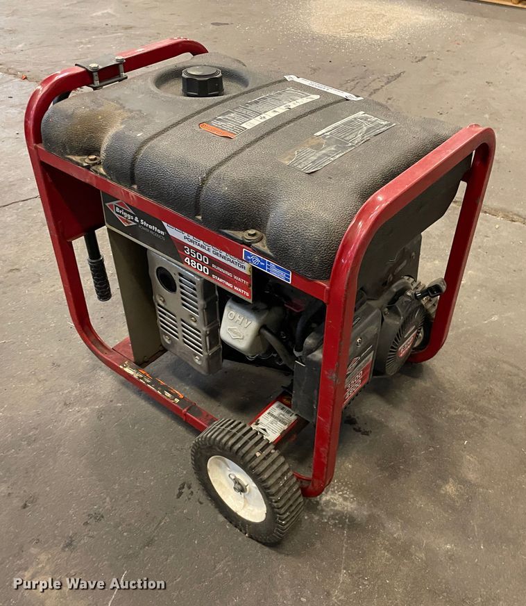 image for item LU9532 2005 Briggs & Stratton 0302-3500W generator