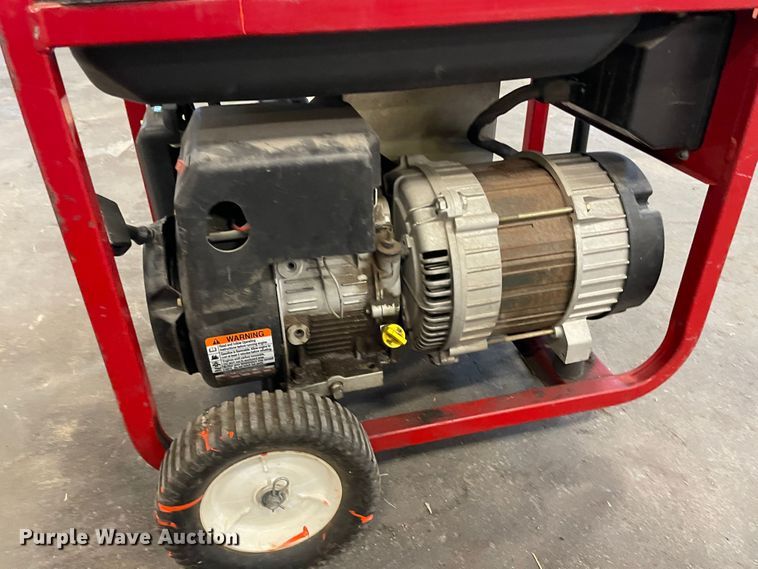 image for item LU9532 2005 Briggs & Stratton 0302-3500W generator