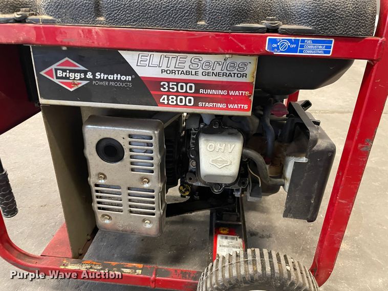 image for item LU9532 2005 Briggs & Stratton 0302-3500W generator