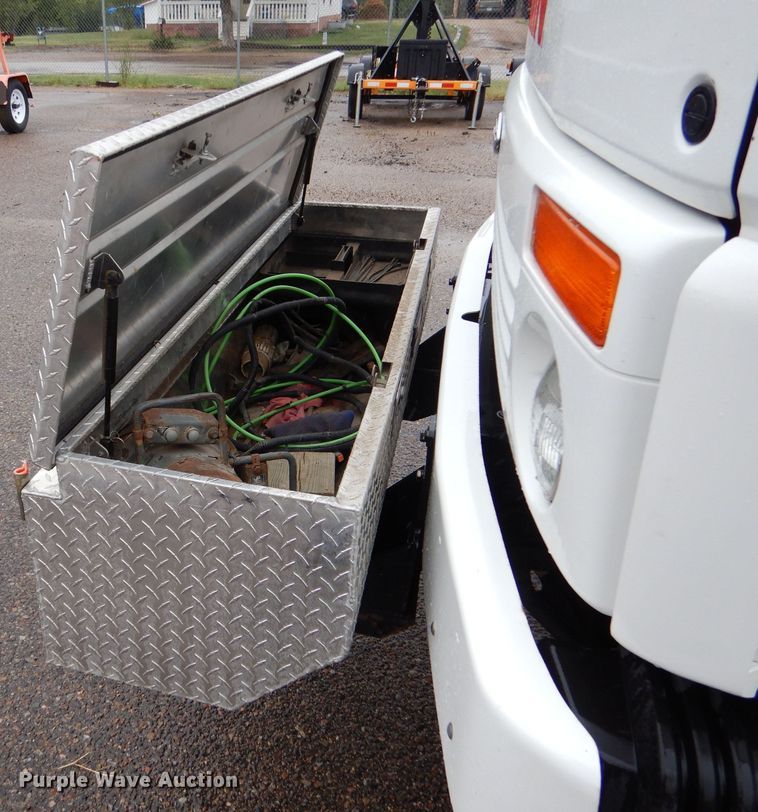 image for item LU9538 2007 Sterling SC-8000  street sweeper truck