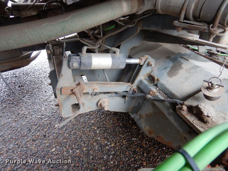 image for item LU9538 2007 Sterling SC-8000  street sweeper truck