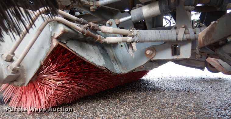 image for item LU9538 2007 Sterling SC-8000  street sweeper truck