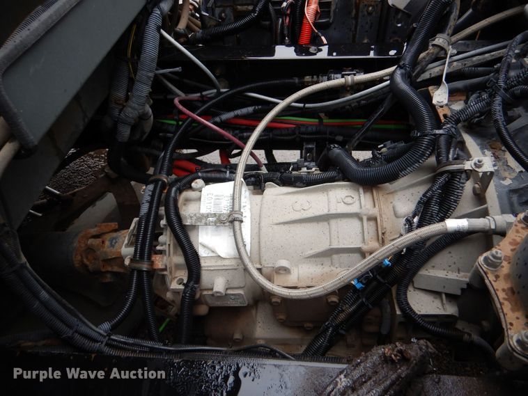 image for item LU9538 2007 Sterling SC-8000  street sweeper truck