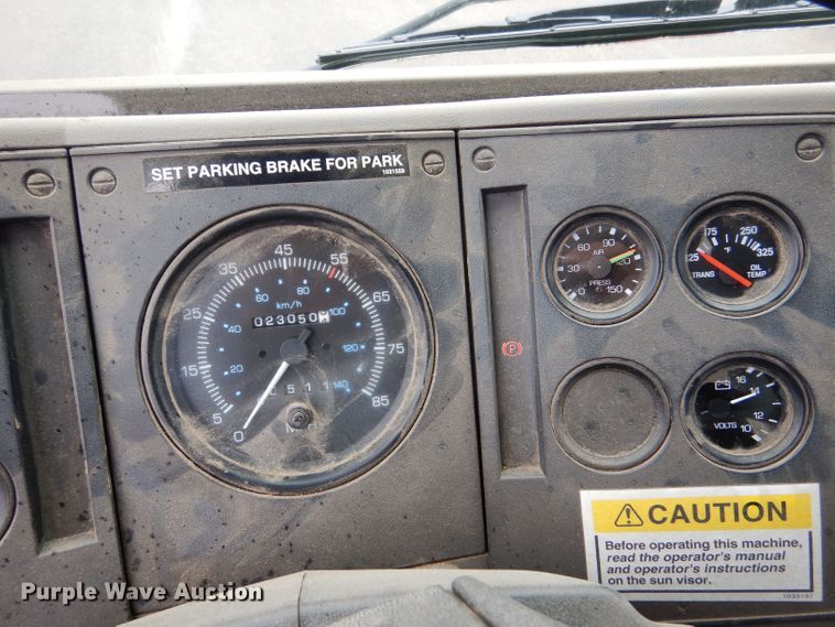 image for item LU9538 2007 Sterling SC-8000  street sweeper truck