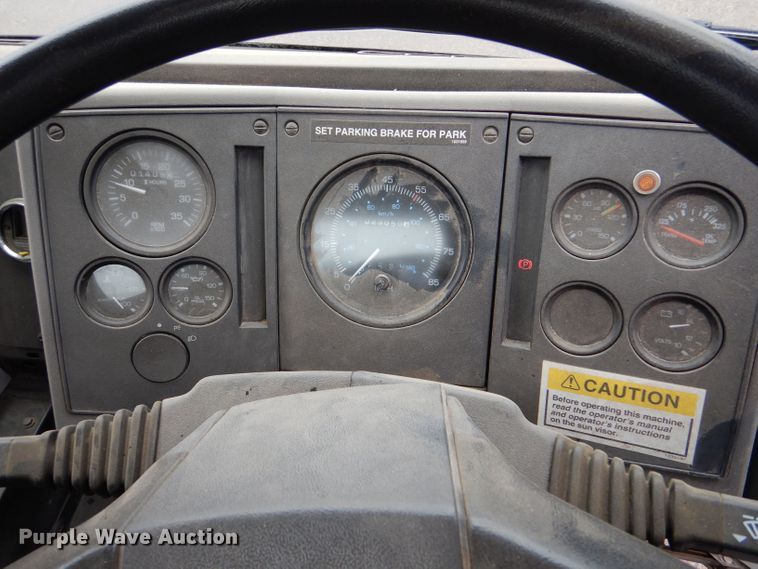 image for item LU9538 2007 Sterling SC-8000  street sweeper truck