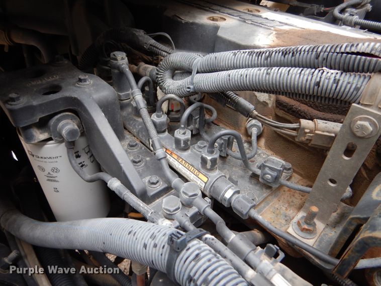 image for item LU9538 2007 Sterling SC-8000  street sweeper truck