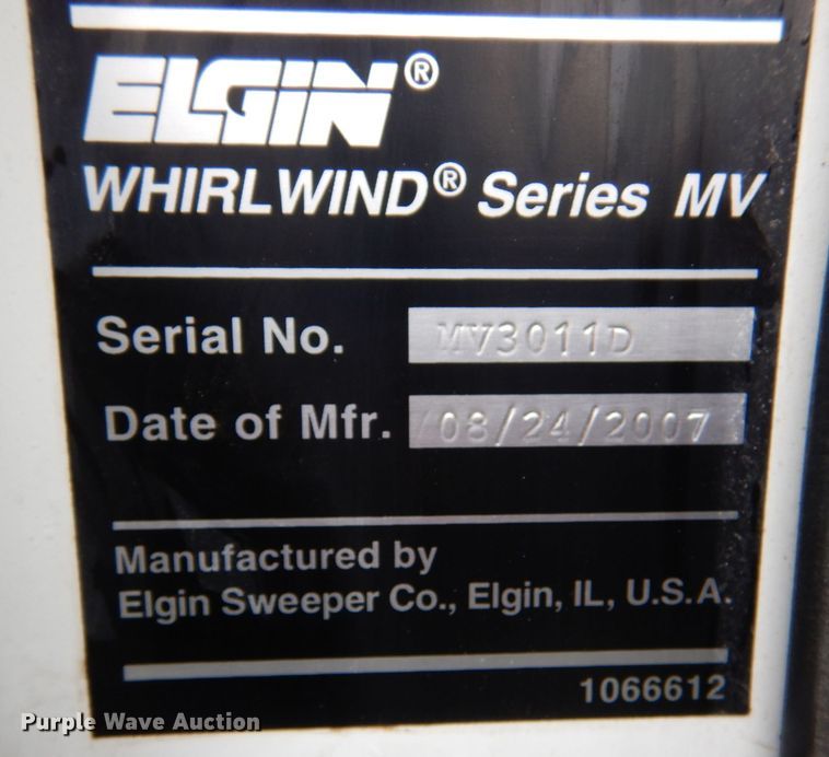 image for item LU9538 2007 Sterling SC-8000  street sweeper truck