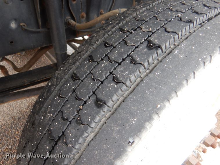 image for item LU9538 2007 Sterling SC-8000  street sweeper truck