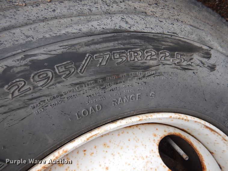 image for item LU9538 2007 Sterling SC-8000  street sweeper truck