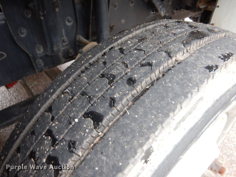 image for item LU9538 2007 Sterling SC-8000  street sweeper truck