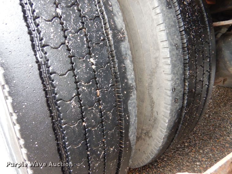 image for item LU9538 2007 Sterling SC-8000  street sweeper truck