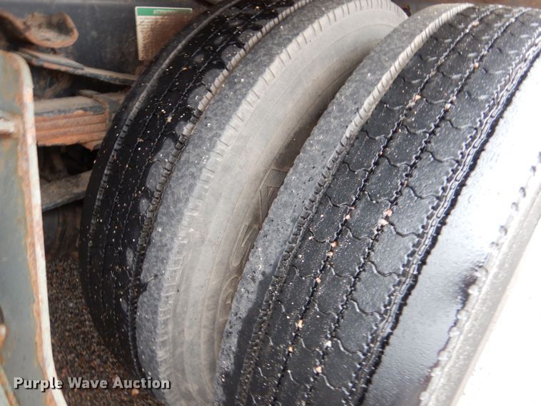 image for item LU9538 2007 Sterling SC-8000  street sweeper truck