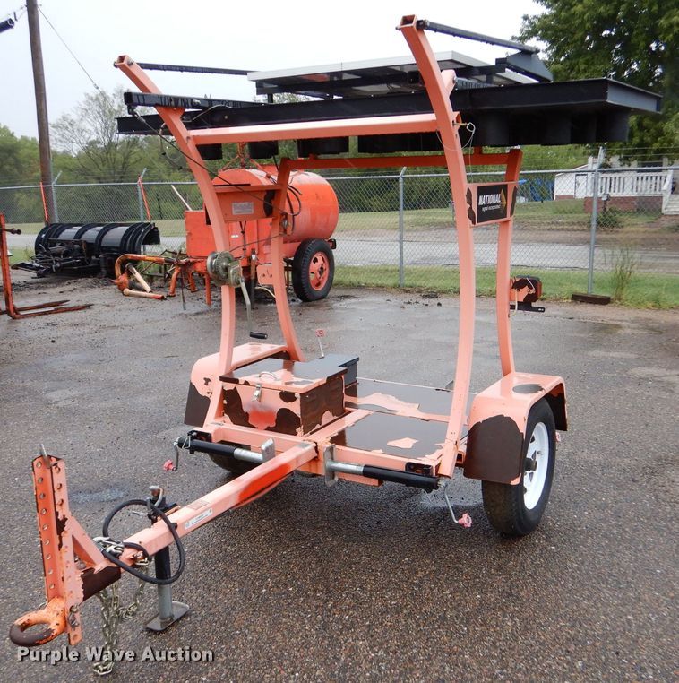 image for item LU9539 2011 National Signal Curve 150KS  arrow board trailer