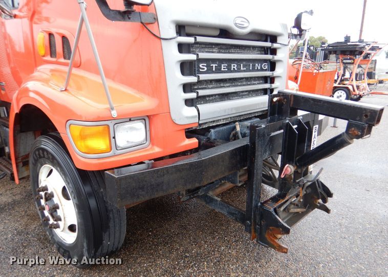 image for item LU9545 2001 Sterling LT7501  dump truck