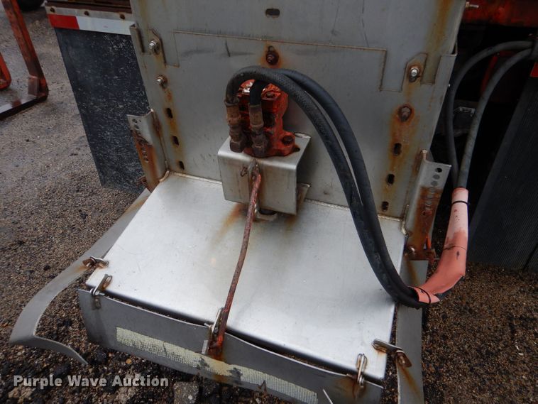 image for item LU9545 2001 Sterling LT7501  dump truck