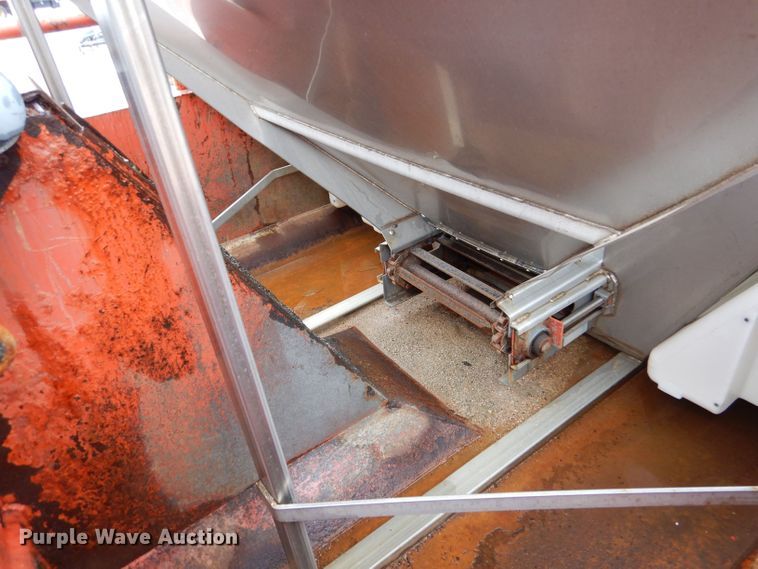 image for item LU9545 2001 Sterling LT7501  dump truck