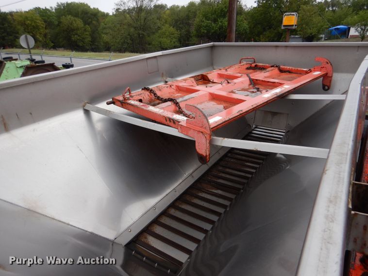 image for item LU9545 2001 Sterling LT7501  dump truck