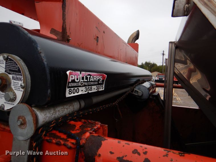 image for item LU9545 2001 Sterling LT7501  dump truck